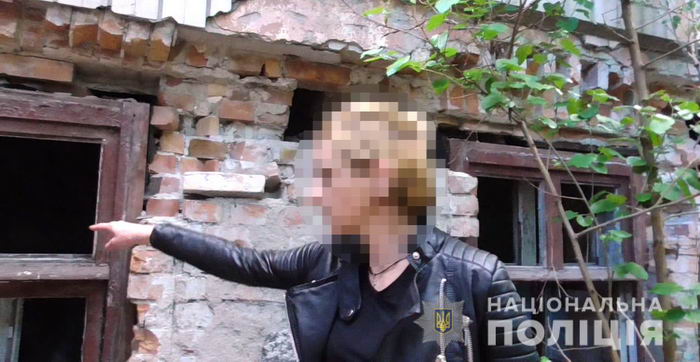 В Одесі затримали жінку з 1 кг наркотиків