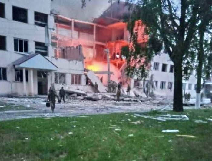 Зеленский сообщил о 87 погибших в результате ракетного удара по Десне