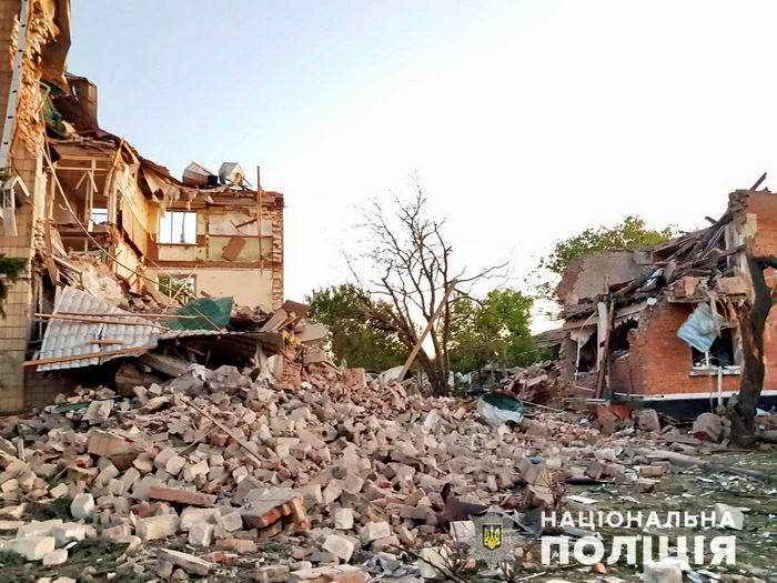 В Николаевской области оккупанты уничтожили снарядами 21 жилой дом за сутки (фото)