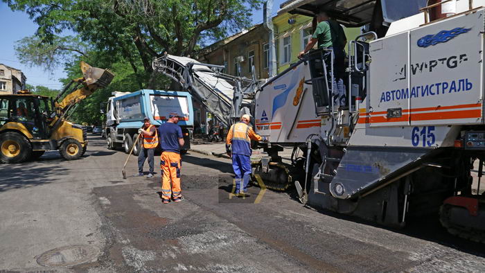 В Одессе потратили 150 млн гривен на ремонт дорог во время войны