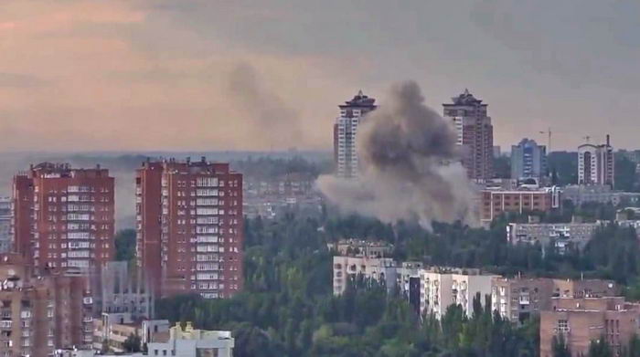 Россия выпустила по Донецку 300 снарядов, чтобы обвинить Украину