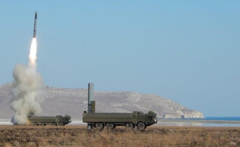 Ночью над Одесской областью силы ПВО сбили две российские ракеты “Оникс”