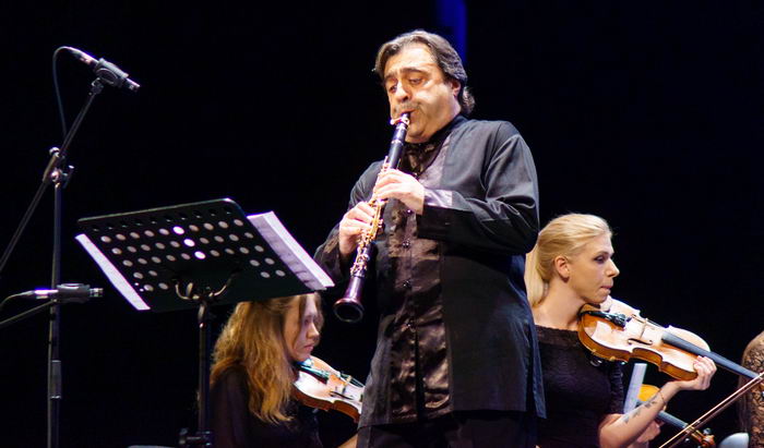 Канадский кларнетист Юлиан Милкис сыграет в Одессе еще один благотворительный концерт