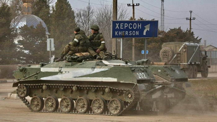 Одесский военный эксперт сообщил, что оккупанты усиливают оборону в Херсонской области