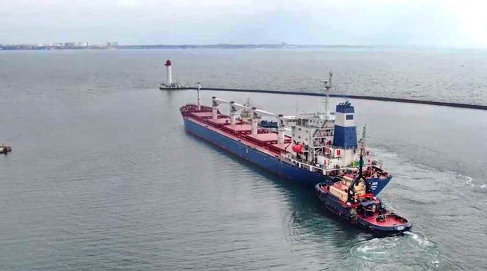 Вышедшее из Одессы судно с урожаем достигло Румынии без препятствий