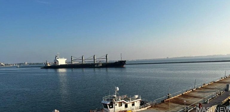 Проход гуманитарным коридором в Черном море разрешили 6 судам