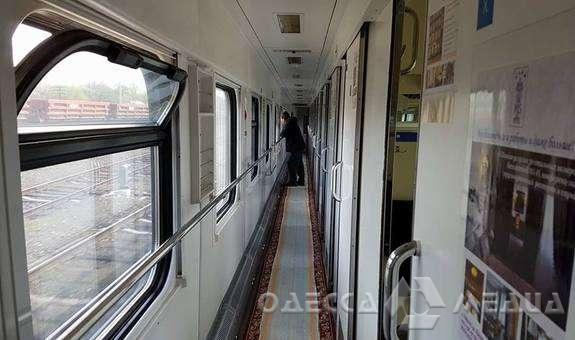 В Одессе 40-летний мужчина грозился подорвать пассажирский поезд