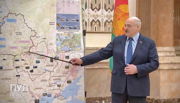 Двуличный Лукашенко поздравил Украину с Днем Независимости