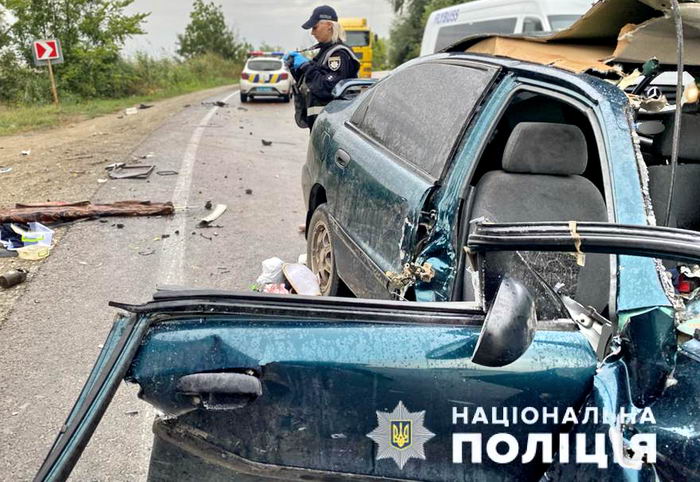 На трассе Одесса-Рени семья попала в ДТП: двое погибли