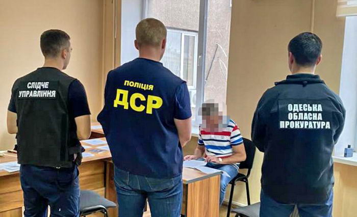 Чиновник Одесской мэрии требовал 2500 долларов взятки