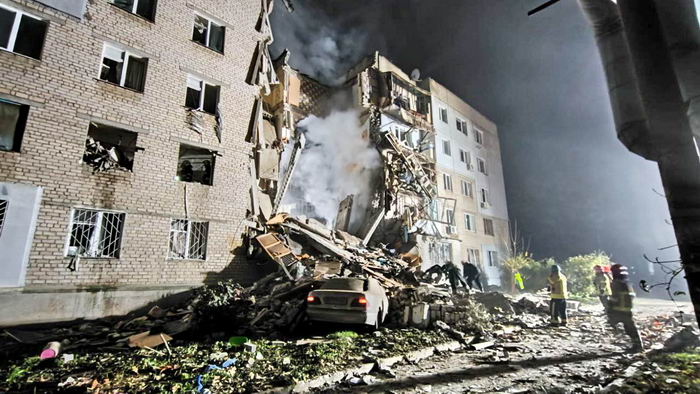 Русские подло ударили по Николаеву ракетой – разрушен 5-этажный жилой дом