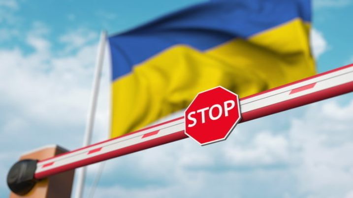 Украинские мужчины теперь не смогут выехать из страны со справкой об инвалидности: подробности