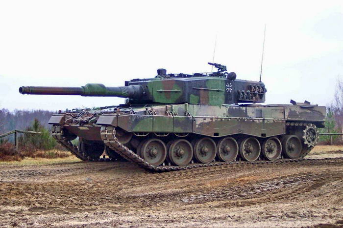 Германия может передать ВСУ 80 танков Leopard 2