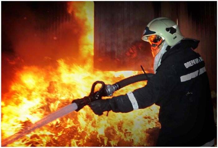 Под Одессой курильщик сжег свой дом и сам погиб
