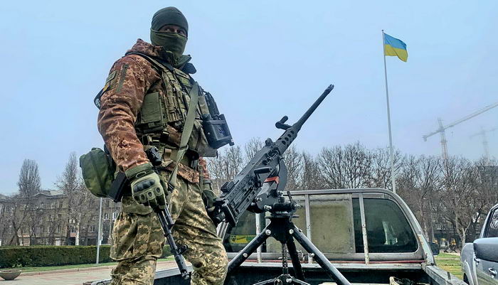 Для усиления ПВО одесским защитникам передали партию телевизоров и пикап