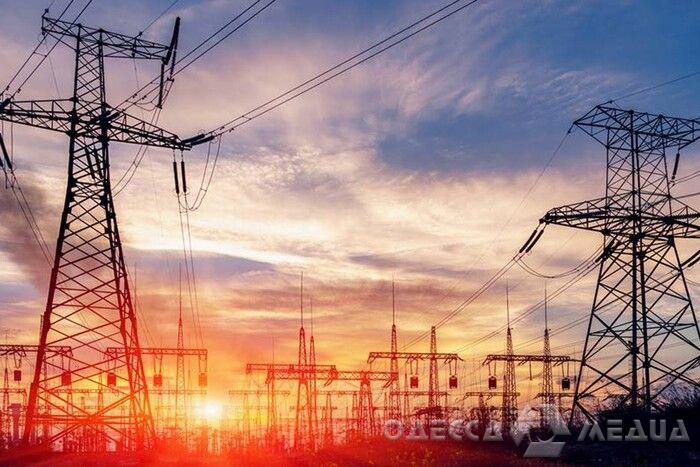 Потрібен час: Енергетики не припиняють реанімувати українську енергосистему