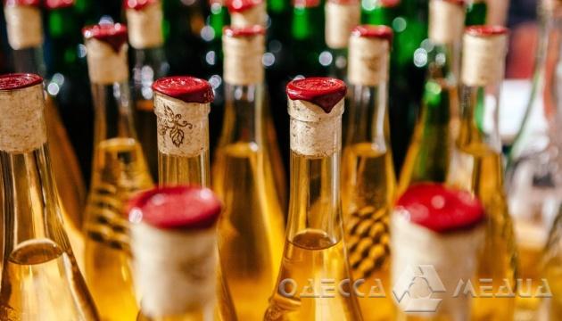 Алкоголь в Одессе и области будут продавать до 22:00