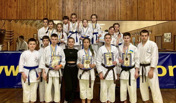Юные каратисты из Одесской области завоевали 19 наград на Чемпионате Украины