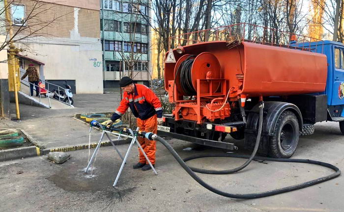 В Одессе организуют подвоз технической воды из-за масштабной аварии на водоканале