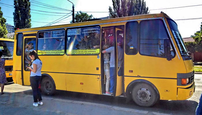 В Одессе шесть автобусных маршрутов временно приостановятся – мэрия расторгла договор с перевозчиком