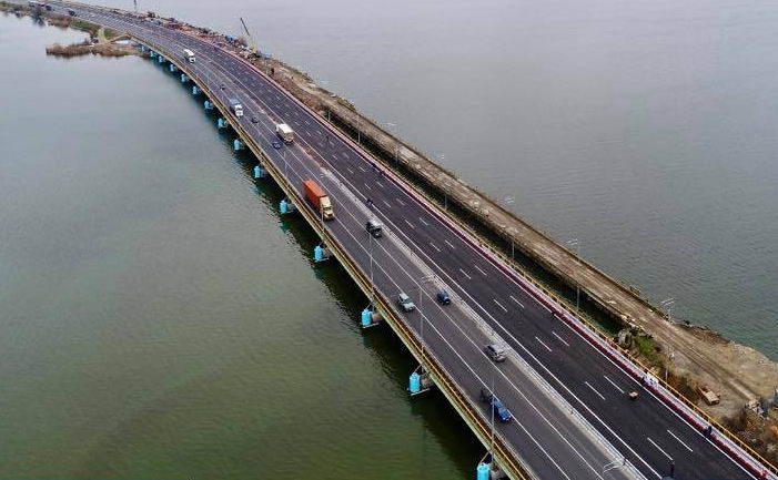 На Хаджибейском мосту ограничат движение транспорта на три дня