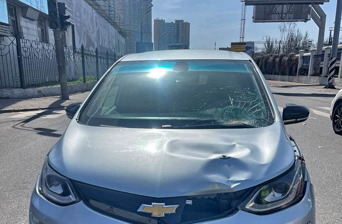 На Среднефонтанской автомобиль наехал на женщину – там не работал светофор