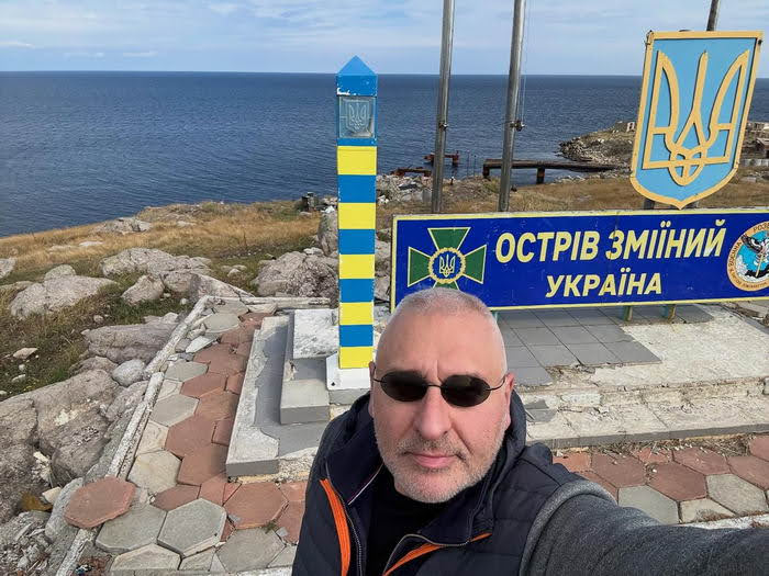 На одесском Привозе побывал российский оппозиционный блогер Марк Фейгин