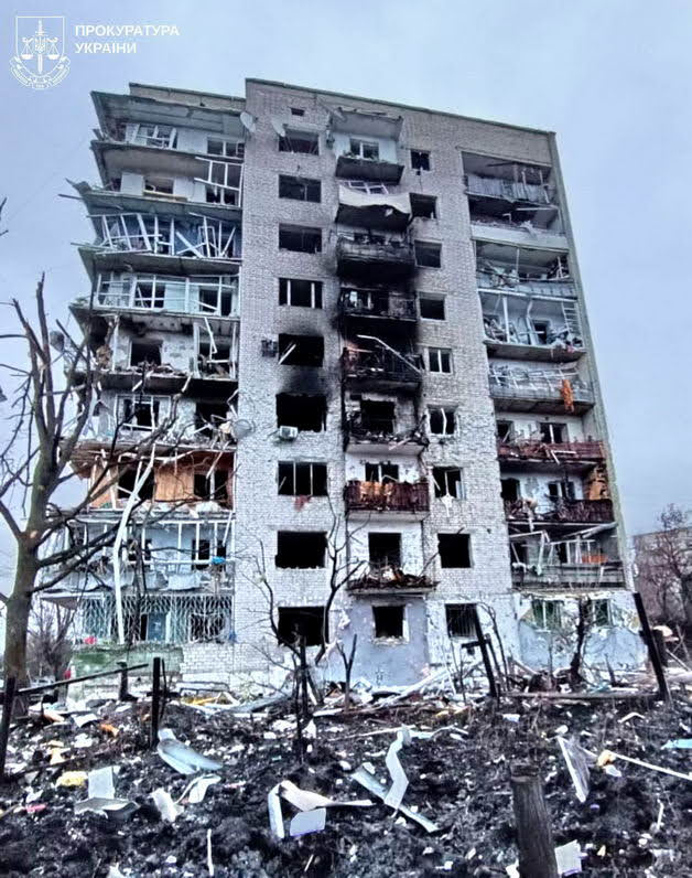 Россия ударила двумя баллистическими ракетами по домам в Балаклее – три человека погибли