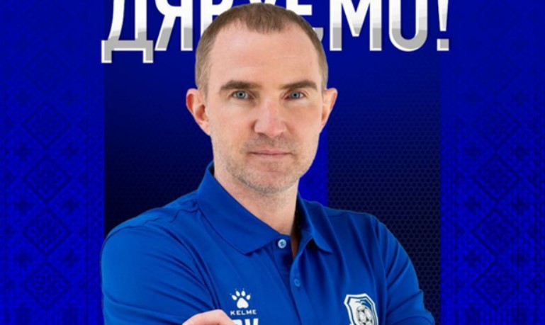 Чорноморець офіційно звільнив головного тренера