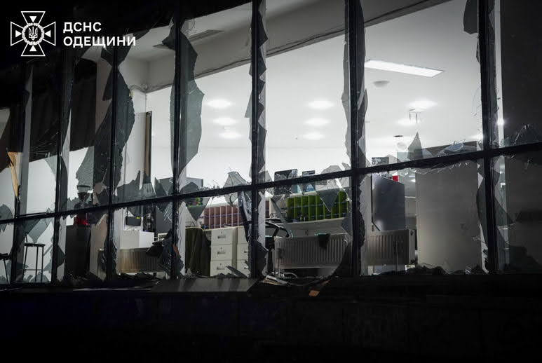 Россия атаковала в Одессе ЖК «Чудо-город» — погиб человек