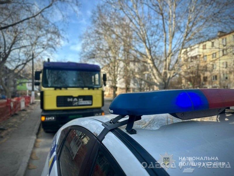 Сміттєвоз збив насмерть пішохода у Київському районі Одеси