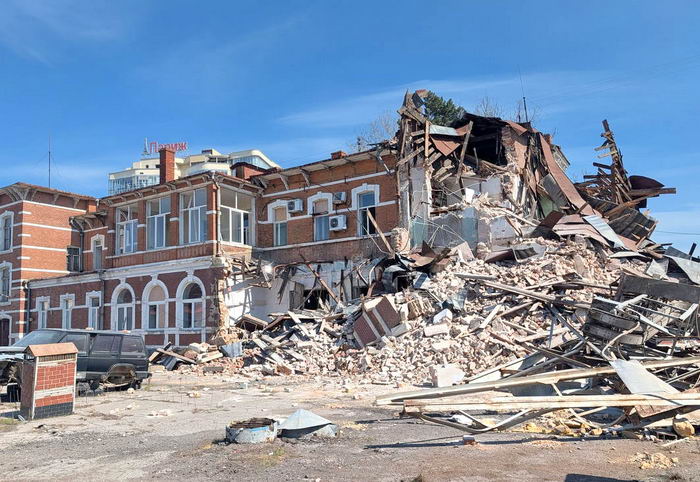 Одесситы вышли на протест на Французском бульваре: «Вы уничтожайте так же как враг»